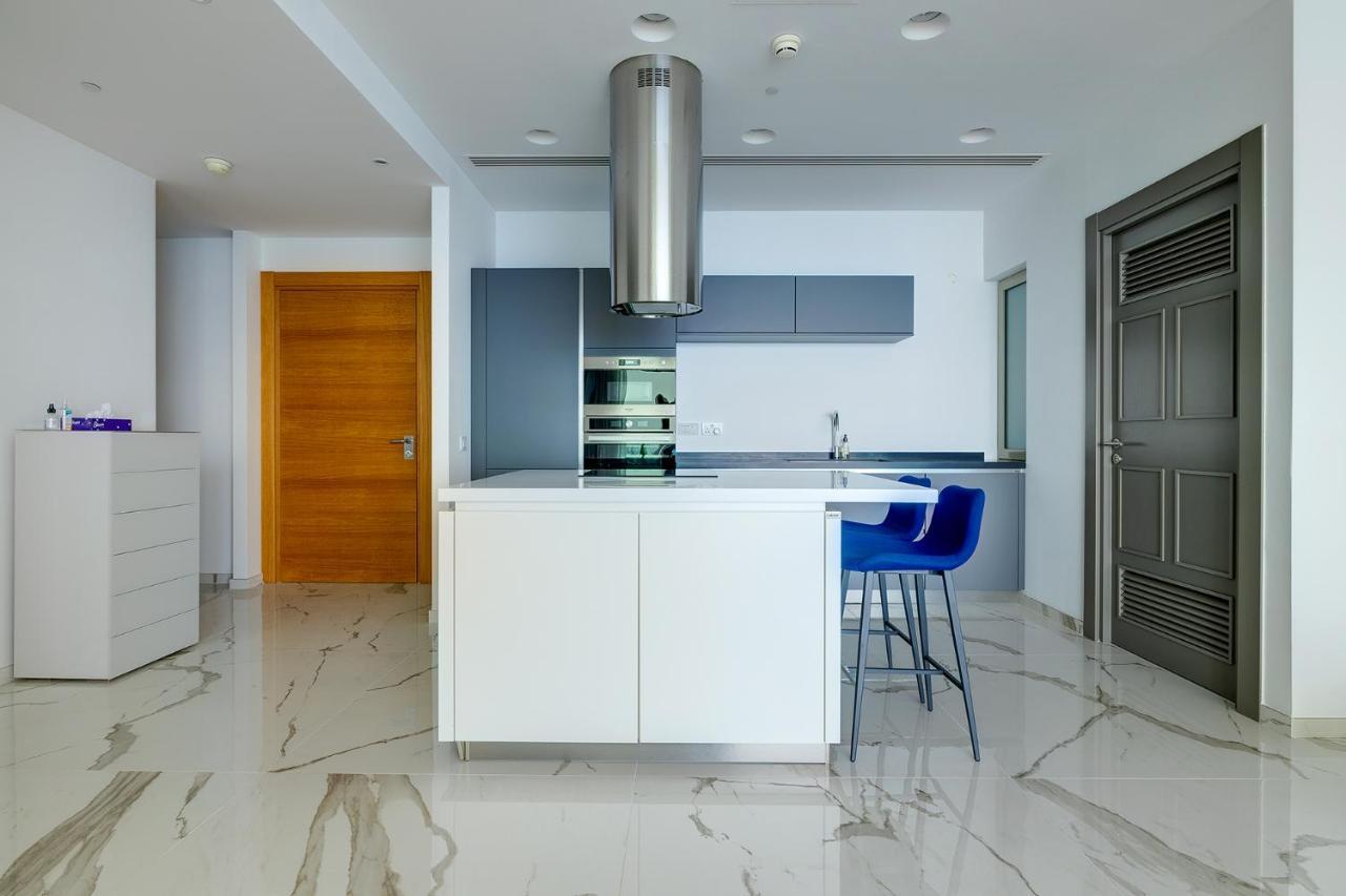 Super Luxury Apartment In Tigne Point, Amazing Sea Views Sliema Luaran gambar