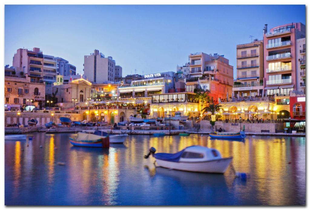 Super Luxury Apartment In Tigne Point, Amazing Sea Views Sliema Luaran gambar